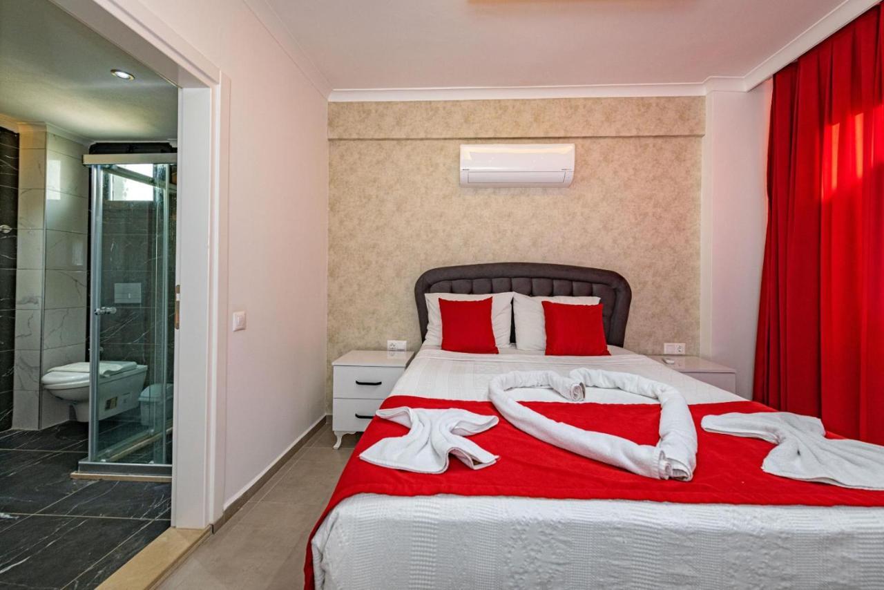 4 Bedroom Holiday Villa In Hisaroenue Oeluedeniz- Gold Rose Fethiye Eksteriør billede