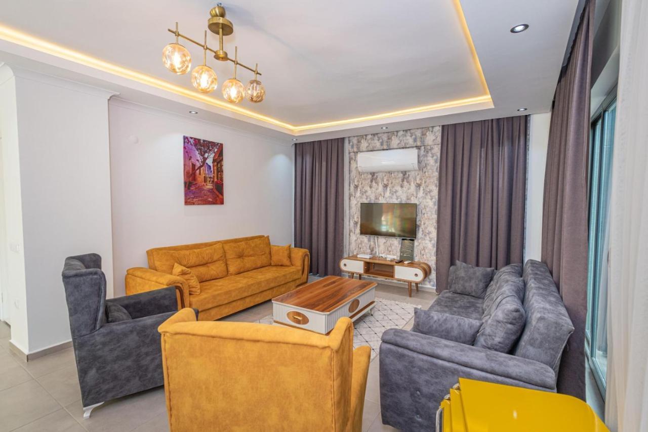 4 Bedroom Holiday Villa In Hisaroenue Oeluedeniz- Gold Rose Fethiye Eksteriør billede
