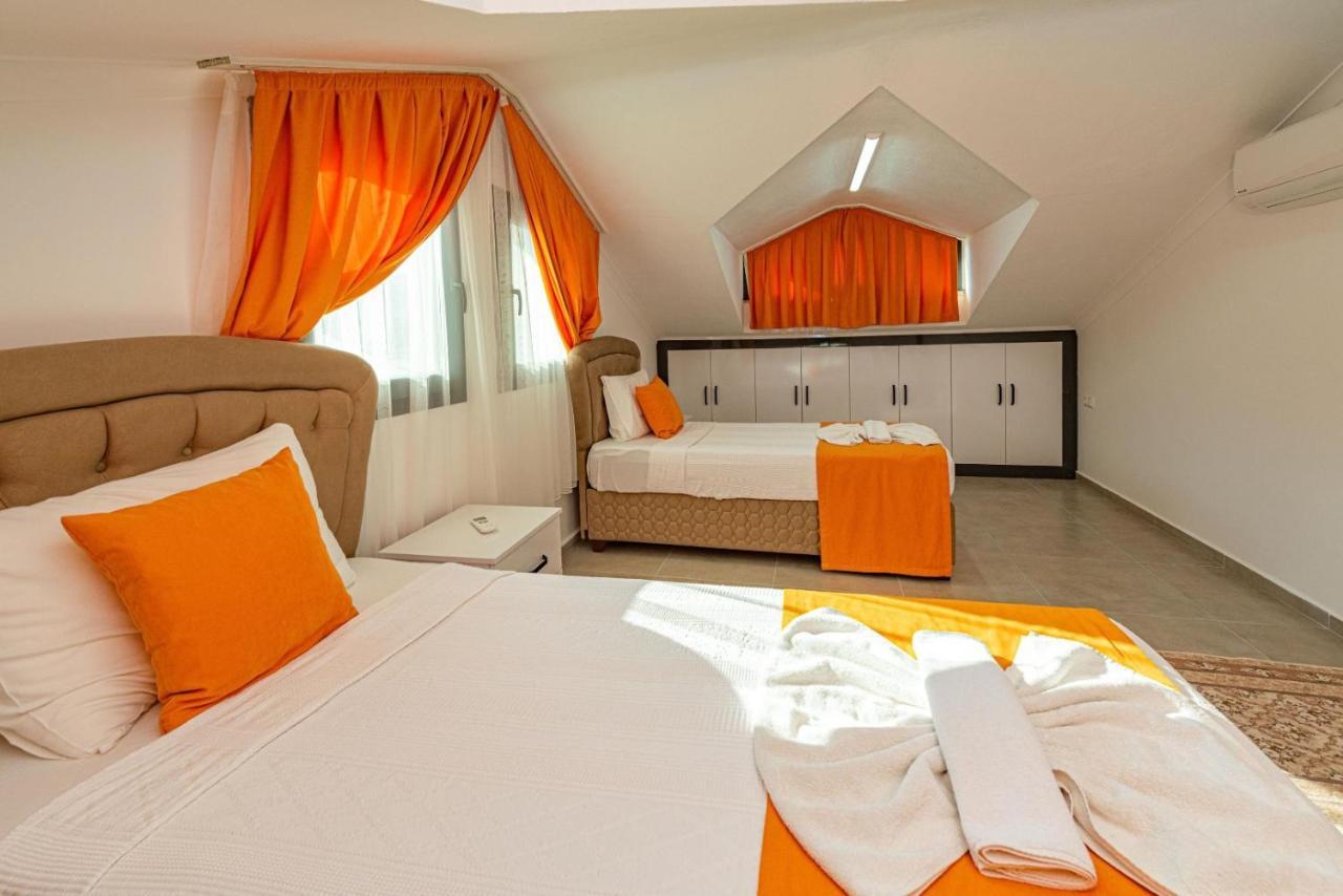 4 Bedroom Holiday Villa In Hisaroenue Oeluedeniz- Gold Rose Fethiye Eksteriør billede