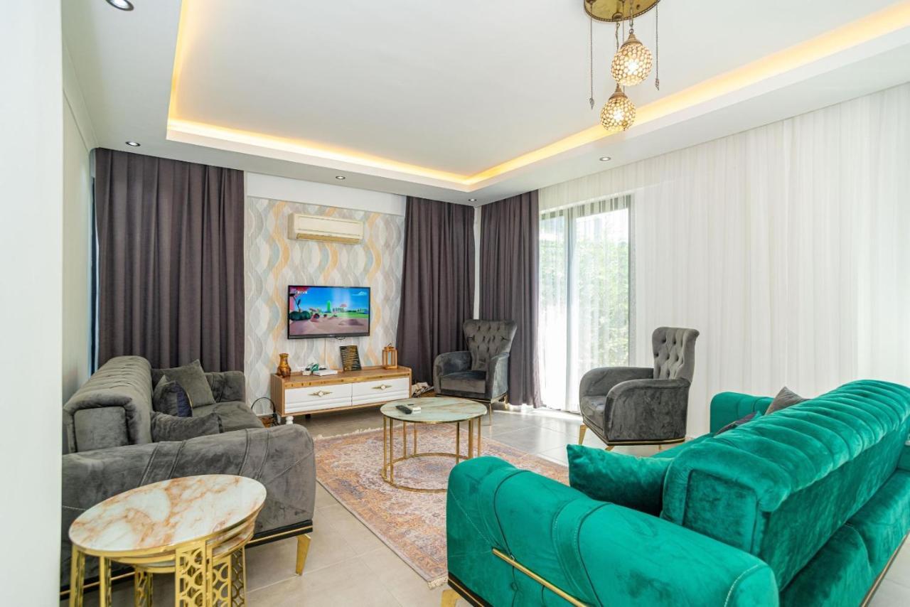 4 Bedroom Holiday Villa In Hisaroenue Oeluedeniz- Gold Rose Fethiye Eksteriør billede